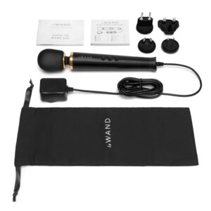 Le Wand Petite Plug In Vibrating Massager Black Gold LW050BLK 4890808279038 Contents Detail.jpg